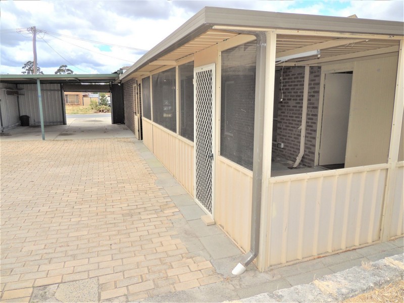 17 Durack Crescent, Gosnells WA 6110