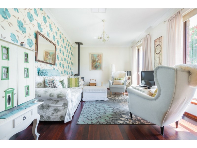 21 Charles Street, Kelmscott WA 6111