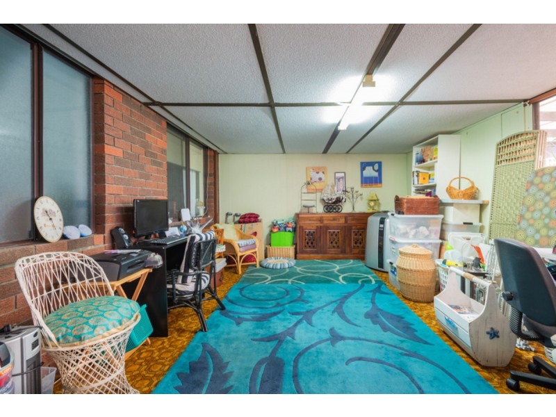 21 Charles Street, Kelmscott WA 6111