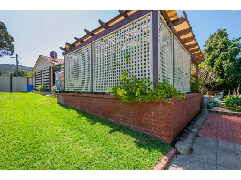 21 Charles Street, Kelmscott WA 6111