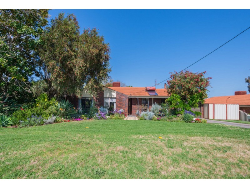 21 Charles Street, Kelmscott WA 6111