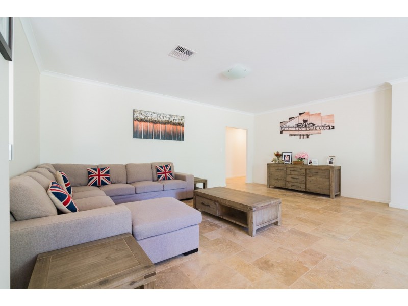 1 Costata Cove, Roleystone WA 6111