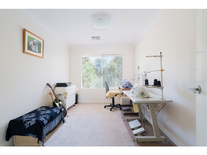 1 Costata Cove, Roleystone WA 6111