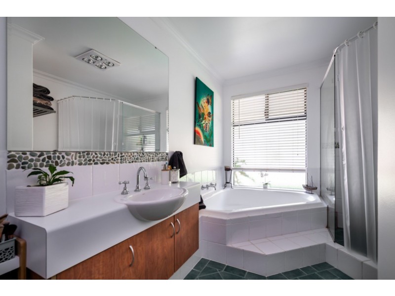 38 Hill Street, Kelmscott WA 6111