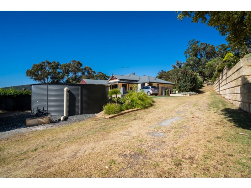 38 Hill Street, Kelmscott WA 6111