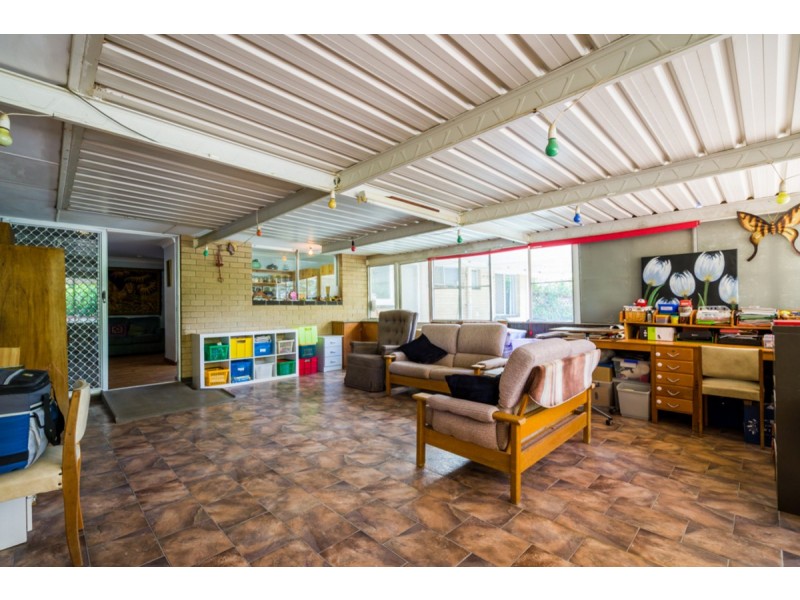 30 Ranford Street, Kelmscott WA 6111