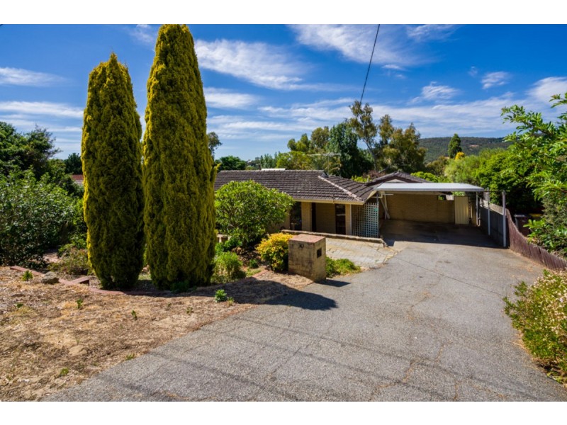 30 Ranford Street, Kelmscott WA 6111