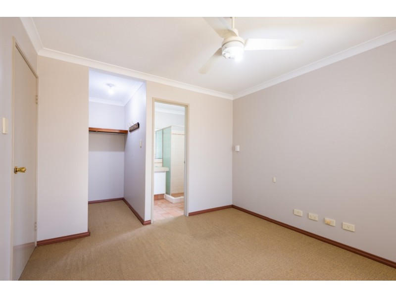 21 Greenshank Close, East Cannington WA 6107