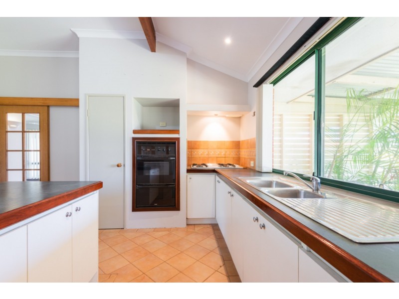 21 Greenshank Close, East Cannington WA 6107