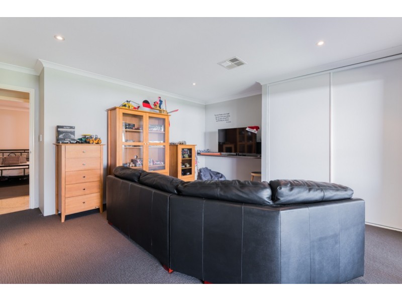 22 Maclean Street, Roleystone WA 6111