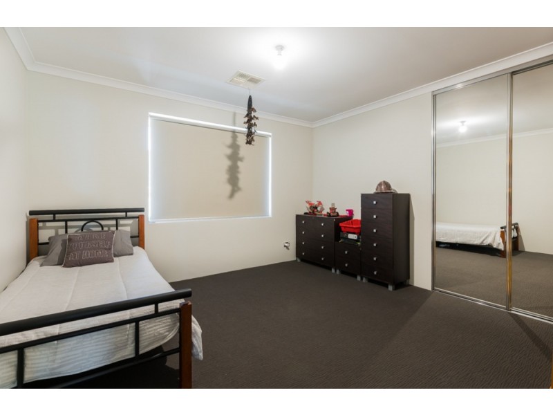 22 Maclean Street, Roleystone WA 6111