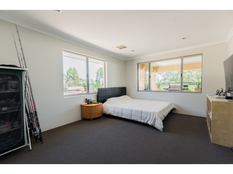 22 Maclean Street, Roleystone WA 6111