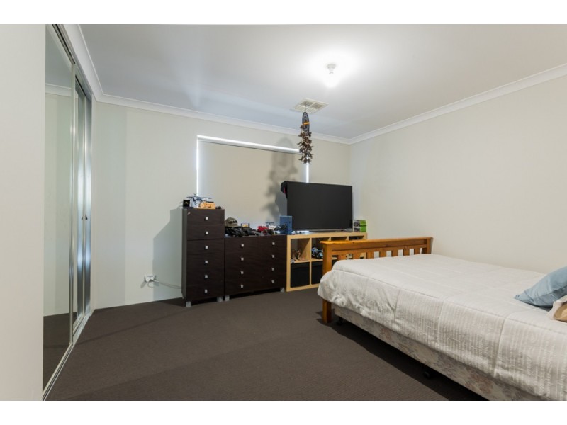 22 Maclean Street, Roleystone WA 6111