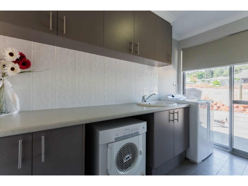 22 Maclean Street, Roleystone WA 6111