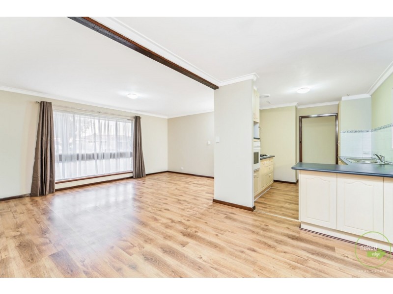 25 Graveney Way, Maddington WA 6109