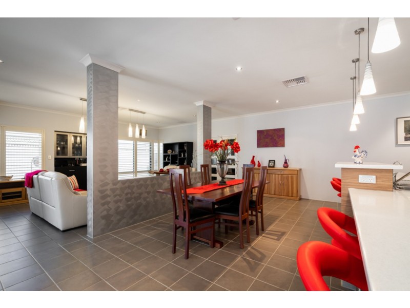 21 Bundera Road, Southern River WA 6110