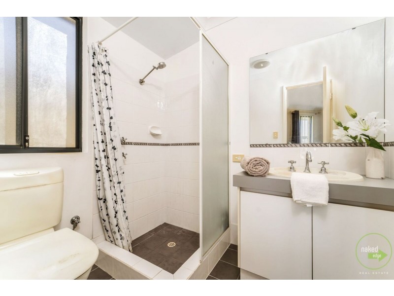 6 Murphy Road, Seville Grove WA 6112