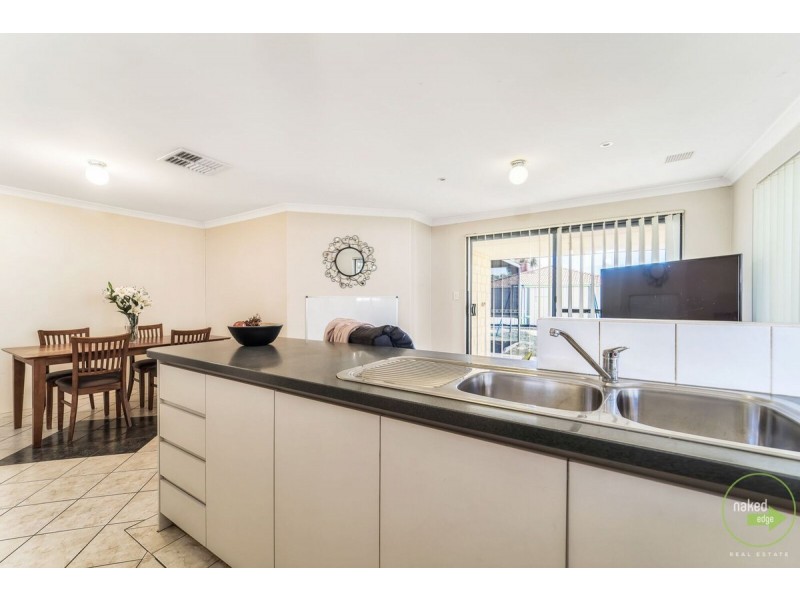 6 Murphy Road, Seville Grove WA 6112