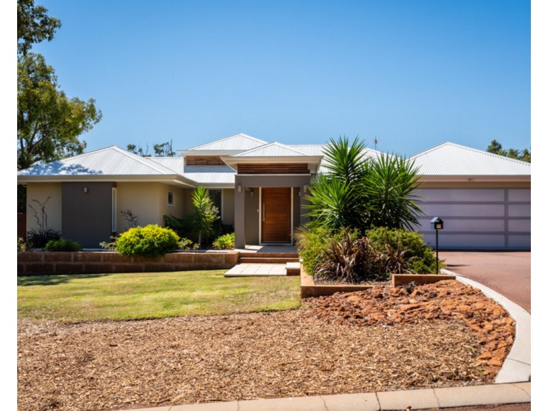 11 Flello Rise, Bedfordale WA 6112