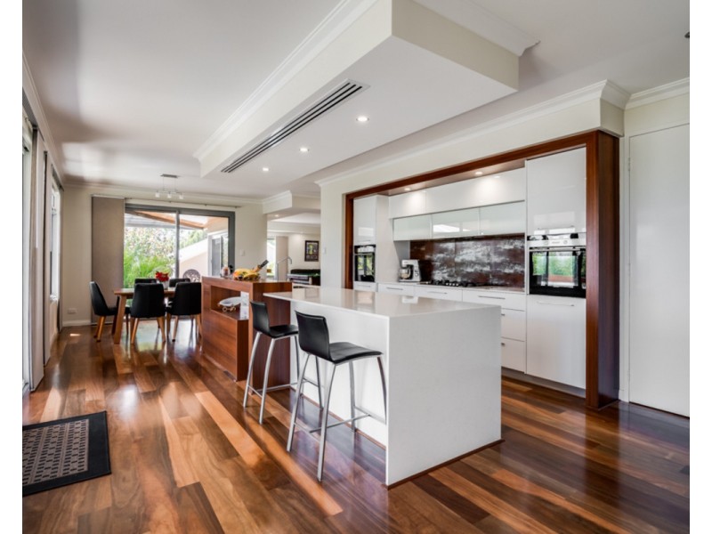 11 Flello Rise, Bedfordale WA 6112