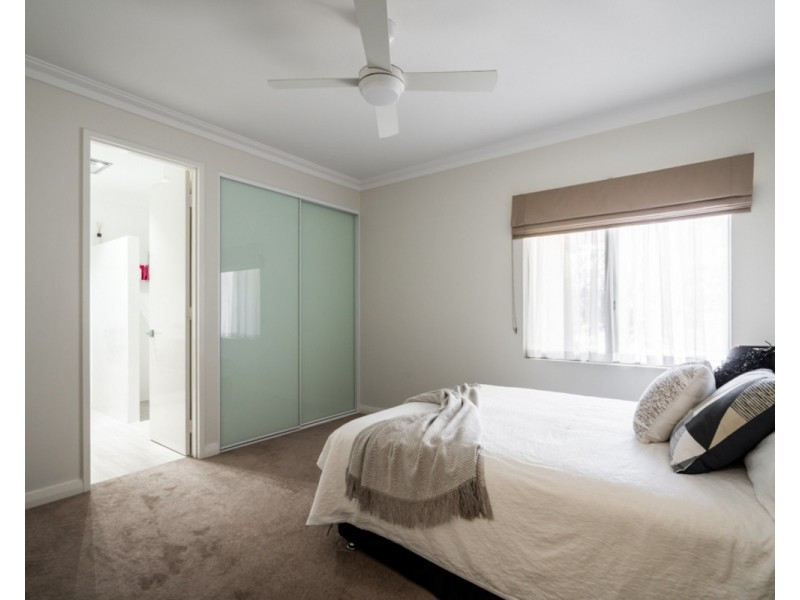 11 Flello Rise, Bedfordale WA 6112