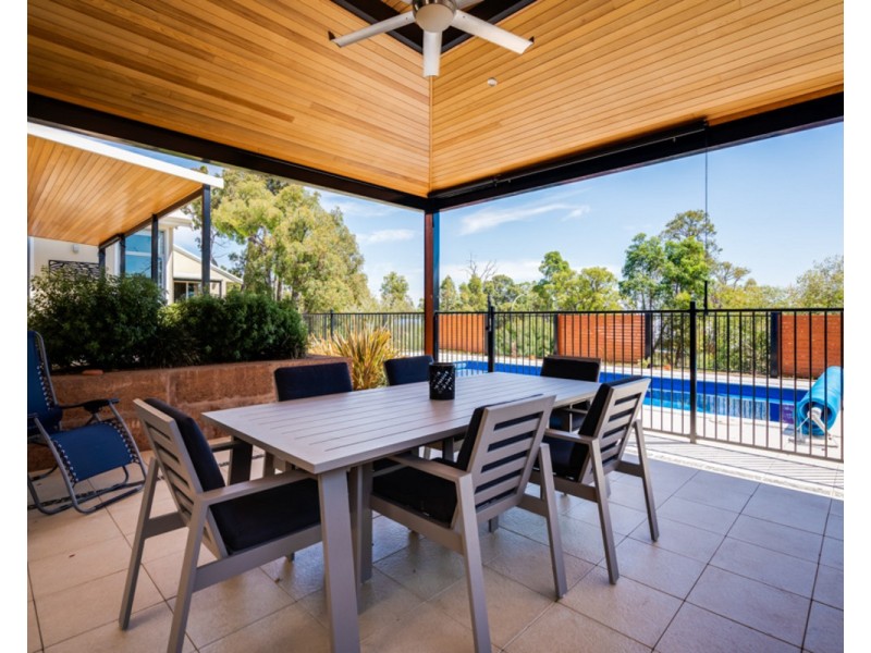 11 Flello Rise, Bedfordale WA 6112