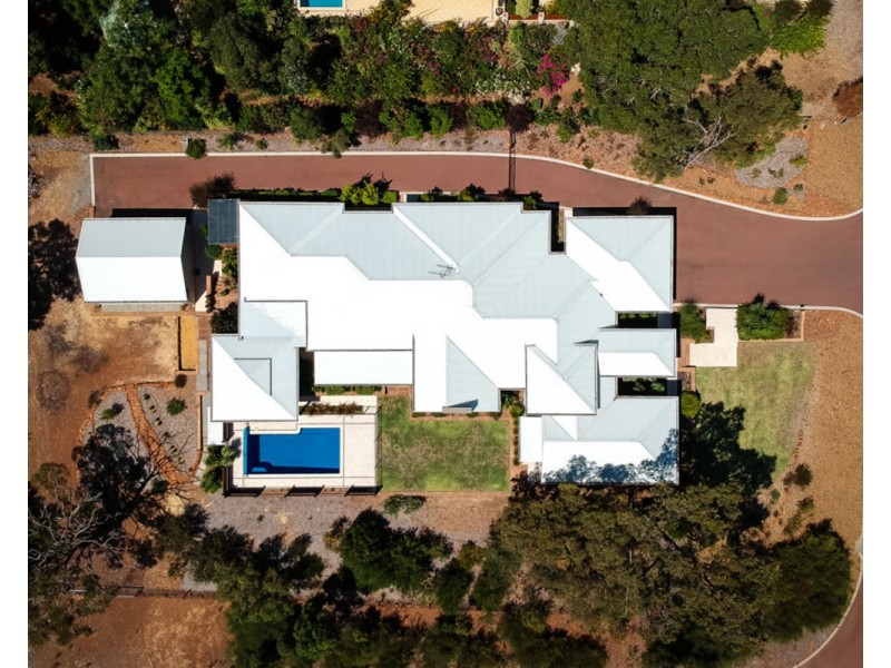 11 Flello Rise, Bedfordale WA 6112