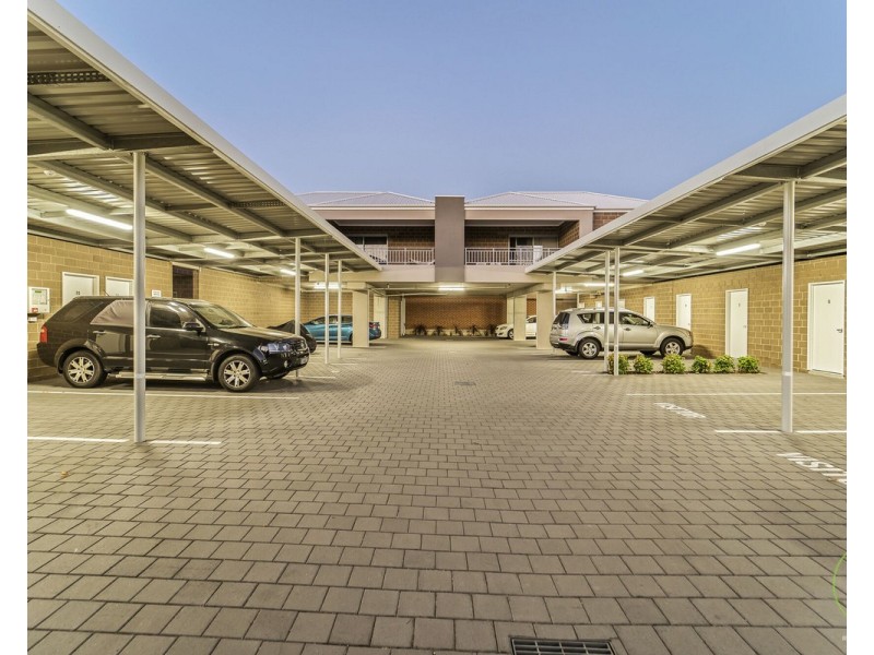 8 Blackburn Street, Maddington WA 6109