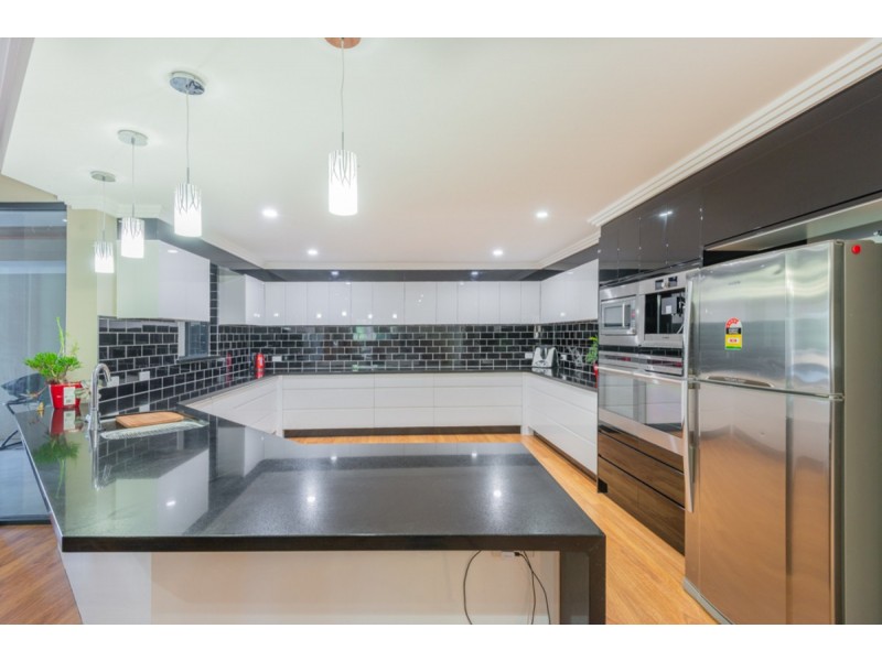 38 Equestrian Avenue, Bedfordale WA 6112