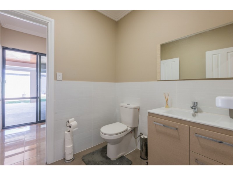 38 Equestrian Avenue, Bedfordale WA 6112