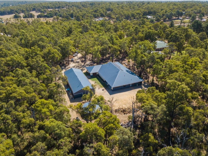 38 Equestrian Avenue, Bedfordale WA 6112