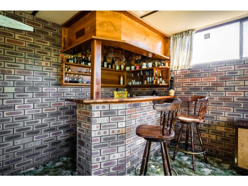 6 Topaz Court, Mount Richon WA 6112