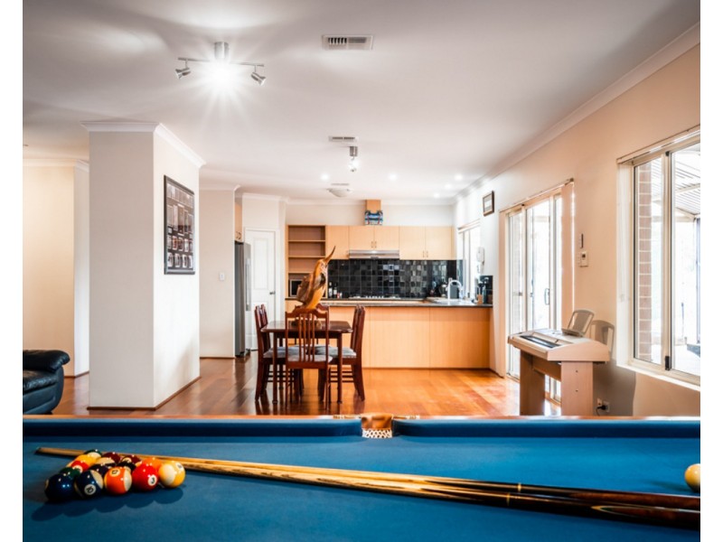 16 Arania Place, Bedfordale WA 6112