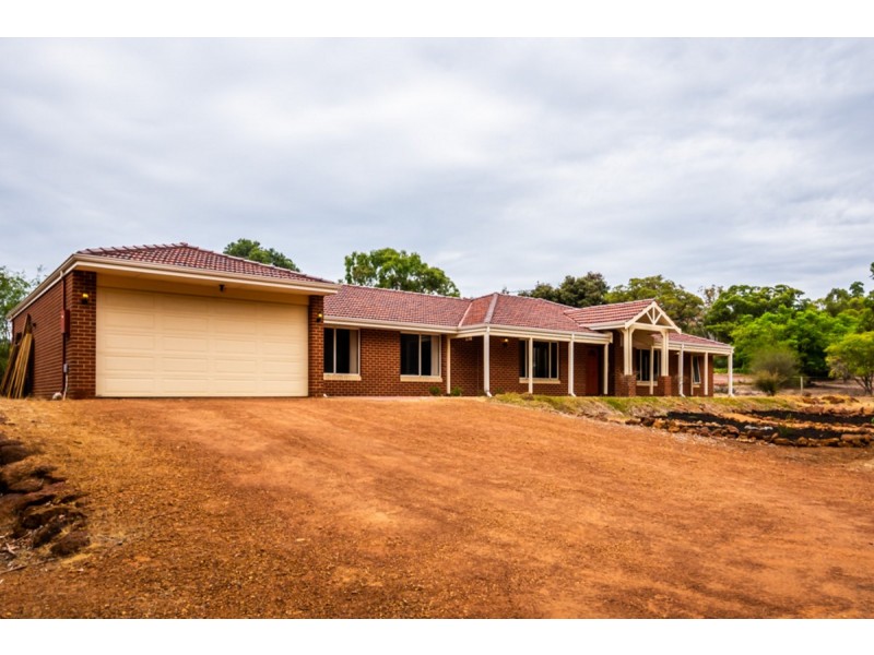 16 Arania Place, Bedfordale WA 6112