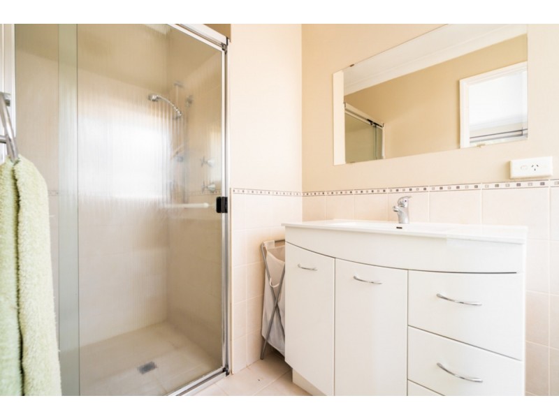 9 Jade Street, Mount Richon WA 6112