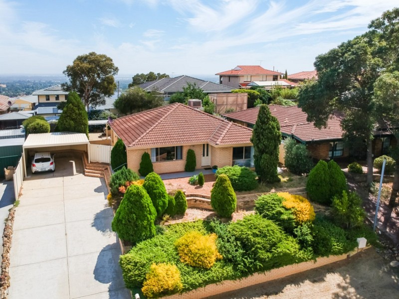 9 Jade Street, Mount Richon WA 6112