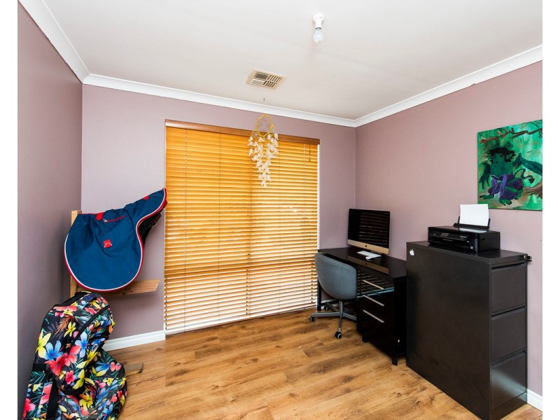 21 Sandmartin Drive, Southern River WA 6110