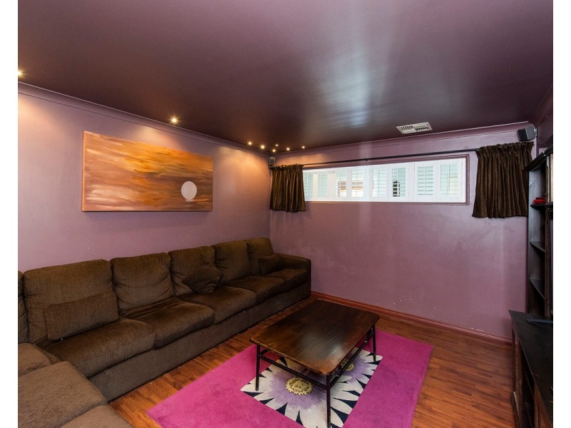 21 Sandmartin Drive, Southern River WA 6110