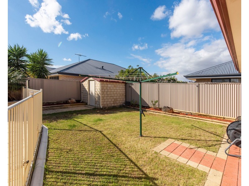 21 Sandmartin Drive, Southern River WA 6110