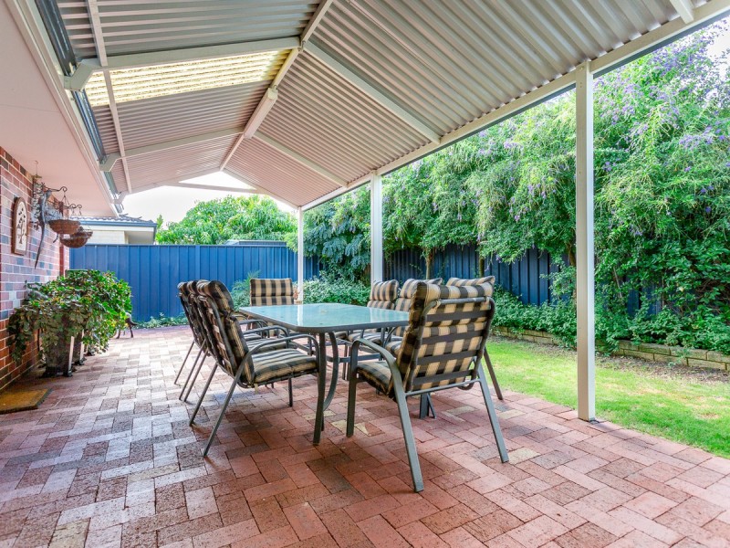 6 Rushmore Avenue, Canning Vale WA 6155