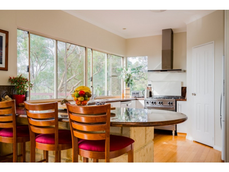 20 Adair Avenue, Mount Nasura WA 6112