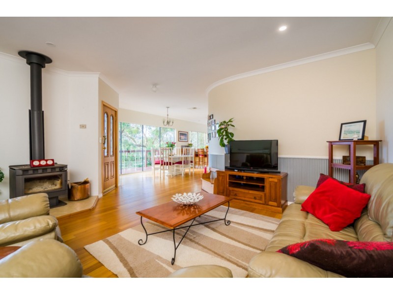 20 Adair Avenue, Mount Nasura WA 6112