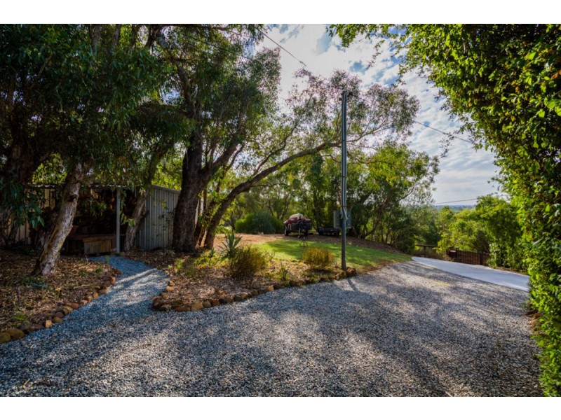 20 Adair Avenue, Mount Nasura WA 6112