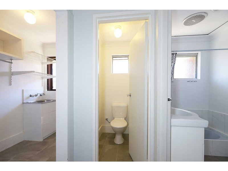 103 Grovelands Drive, Camillo WA 6111