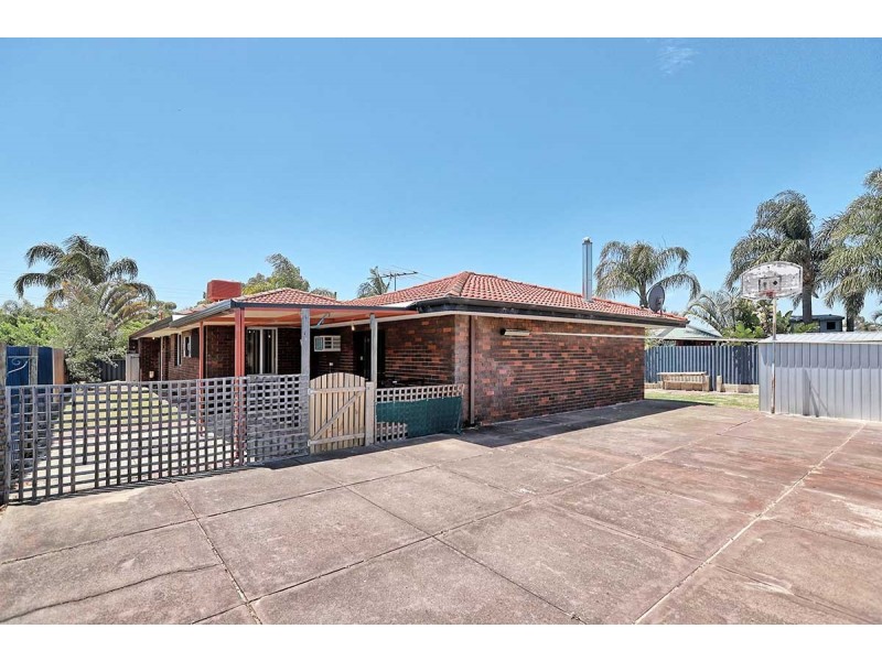 103 Grovelands Drive, Camillo WA 6111