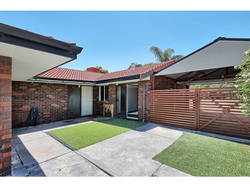 103 Grovelands Drive, Camillo WA 6111