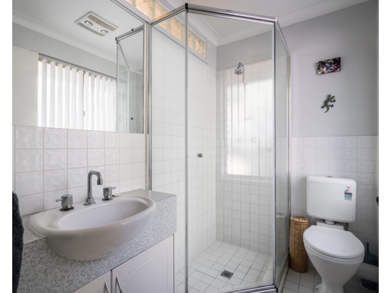 21 Wallangarra Drive, Bedfordale WA 6112