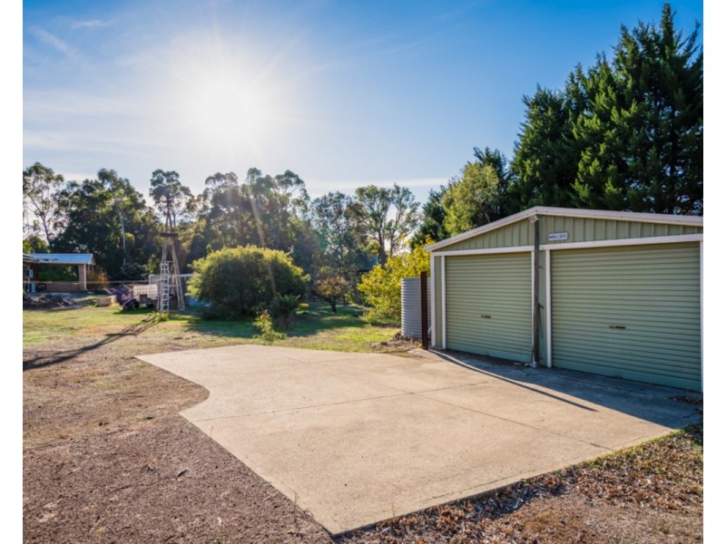 21 Wallangarra Drive, Bedfordale WA 6112