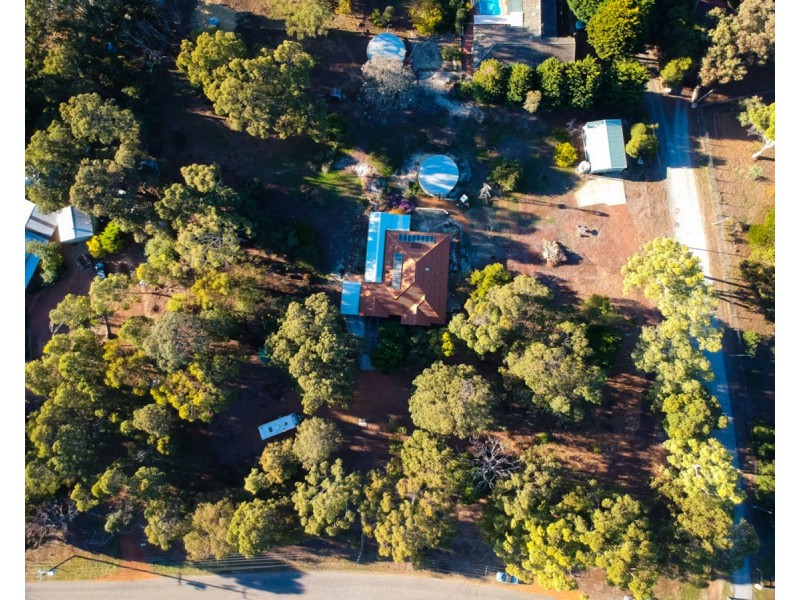 21 Wallangarra Drive, Bedfordale WA 6112