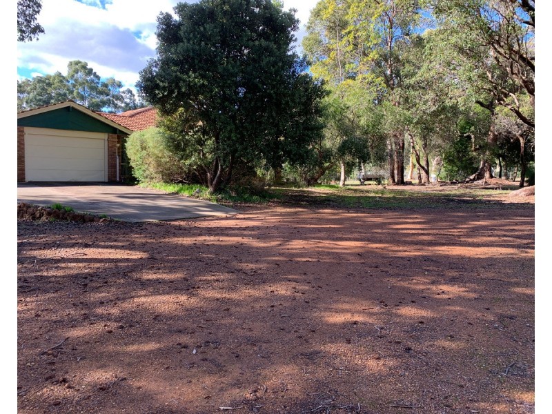 21 Wallangarra Drive, Bedfordale WA 6112